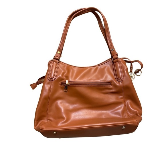 ASEITAKU Handbags - Classic caramel brown faux leather shoulder bag